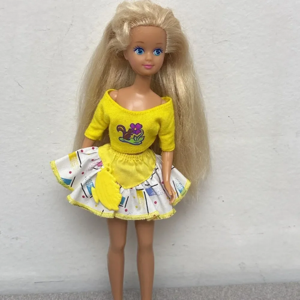 Vintage Barbie 1987 Skipper Doll, Plus Extra Clothing, Pants, Tops, Skirt, More